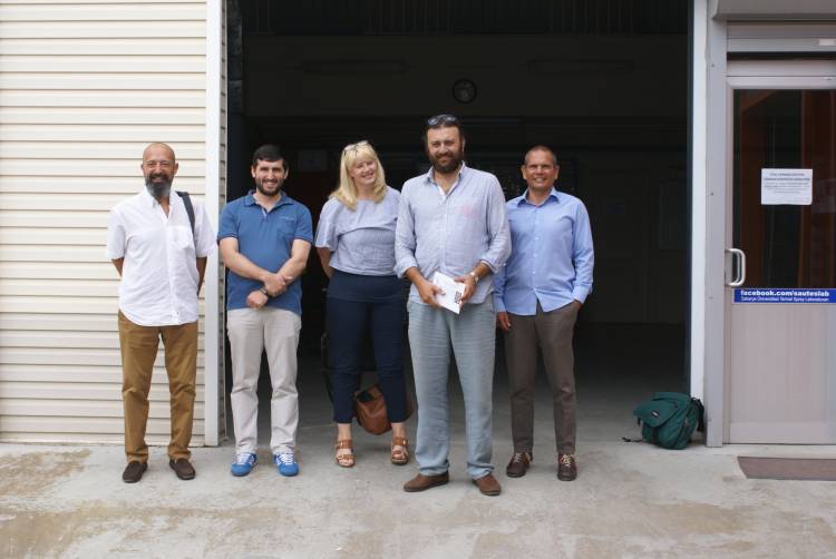 DeWAL Endustries Firmasından Laboratuvarımıza Ziyaret